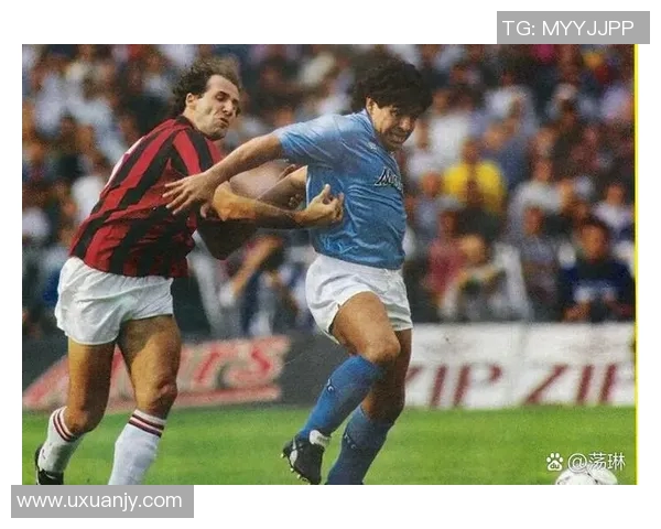 三兄弟球星携手登场足球场上演精彩对决足球男英雄篇