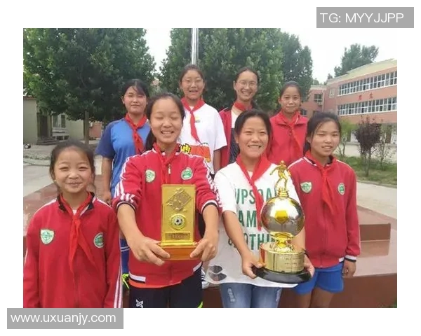 球场闪耀之星 足球短袖球员风采大揭秘 球场闪耀之星 足球短袖球员风采大揭秘