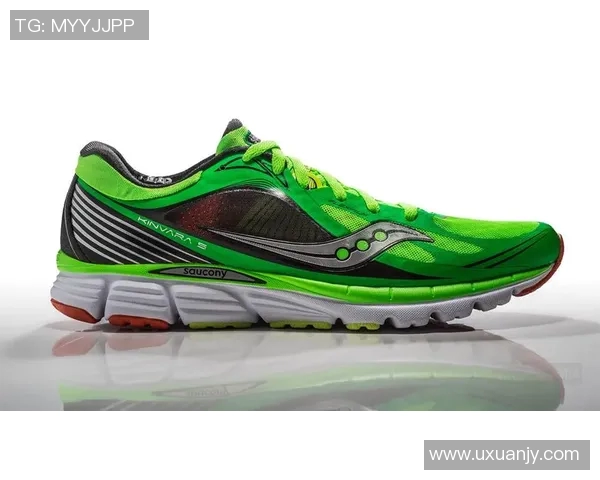 聚焦球鞋与绿茵巨星专属定制演绎速度力量与荣耀故事