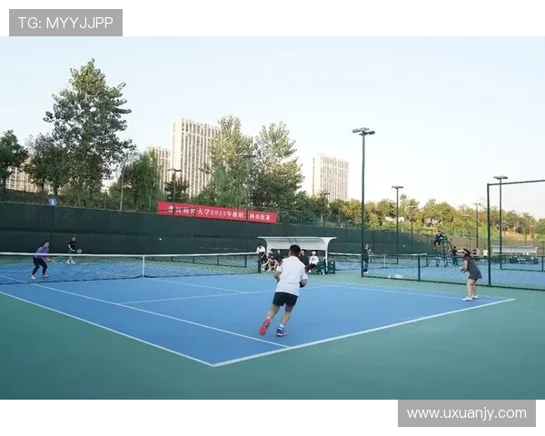 南京网球队的比赛经验揭秘:网球巨献背后的故事与技巧分享 南京网球队的比赛经验揭秘:网球巨献背后的故事与技巧分享
