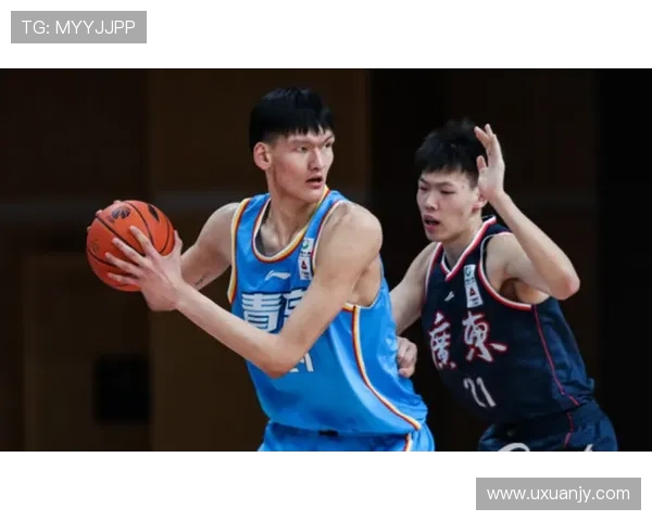 武汉篮球队与广州篮球队赛后复盘分析球员个人能力对比与表现总结